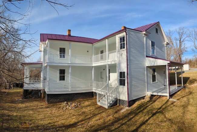 Foto del edificio - Beautifully Restored Home in Clarke County