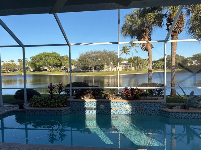 Foto del edificio - 1050 Lytham Ct