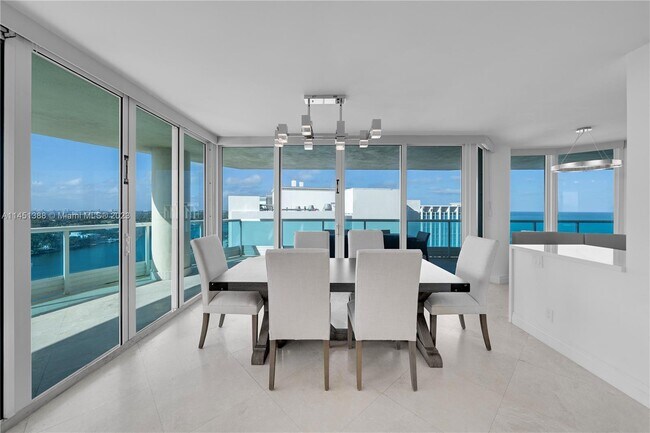 Foto del edificio - 5025 Collins Ave