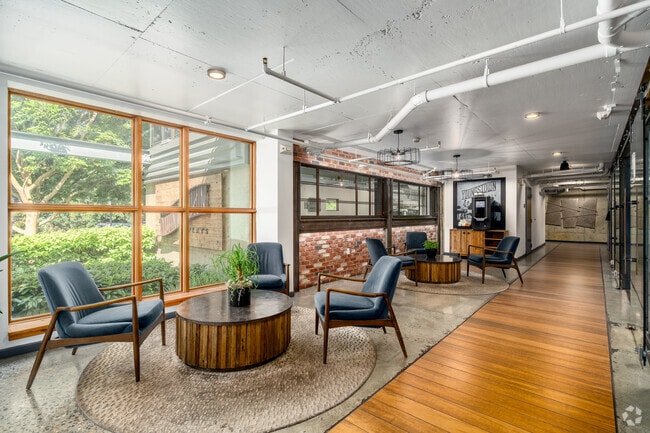 Lobby - Youngstown Flats