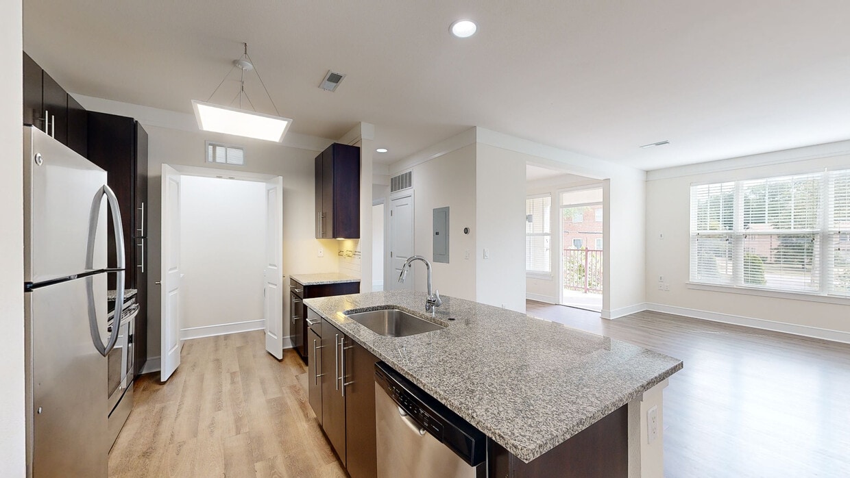 Photo - Vanguard Crossing Apartments