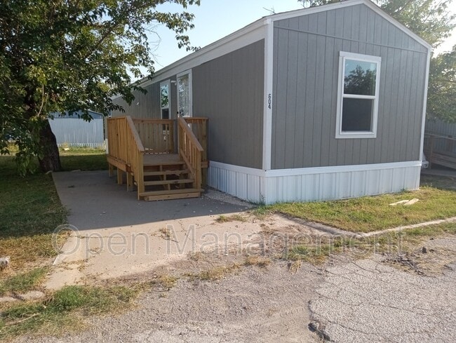 Building Photo - 2501 Martin Luther King Dr