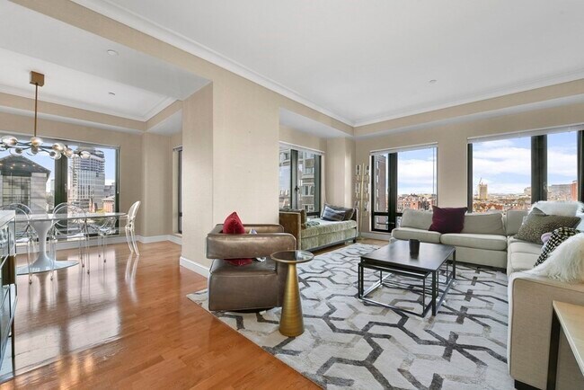 Building Photo - 778 Boylston St