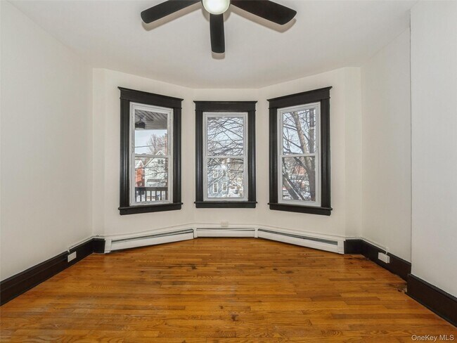 Foto del edificio - 236 Mansion St