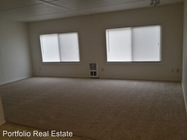 Building Photo - 3 br, 2 bath House - 21855 NE Section Pl