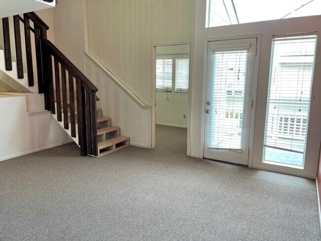 Foto del edificio - Desirable Pine Creek Condo by CAL POLY, 2 bedroom, 2 Bath + Den and Loft