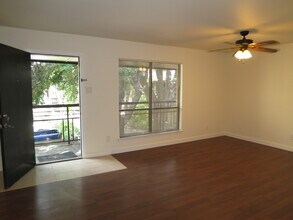 Building Photo - 4121 Avondale Ave