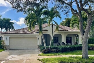 Building Photo - 4407 Laurel Ridge Cir