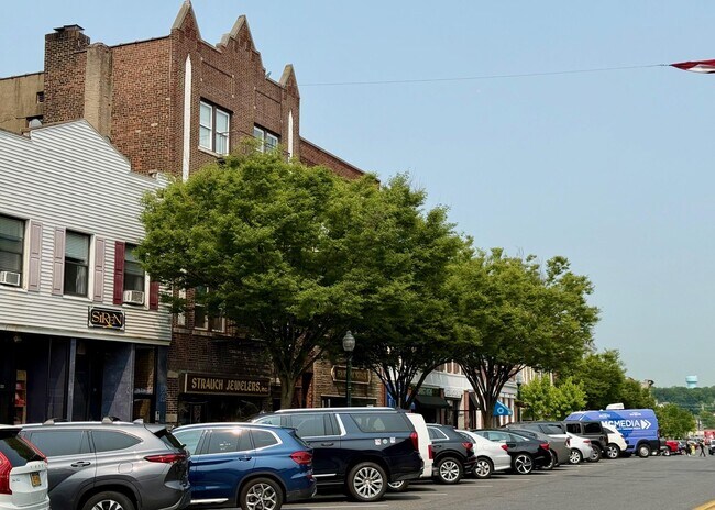 Foto del edificio - 228 Mamaroneck Ave