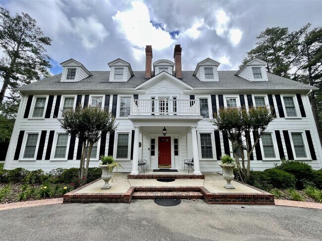 Foto del edificio - 160 Palmetto Rd