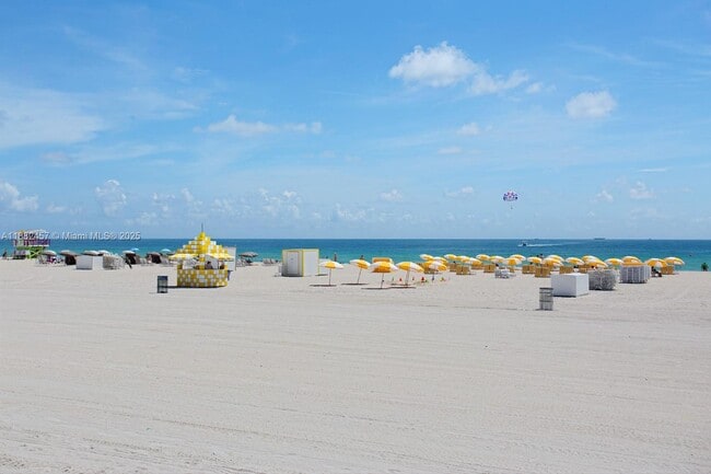 Foto del edificio - 1621 Collins Ave