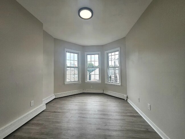 Foto del edificio - 137 Wilkinson Ave