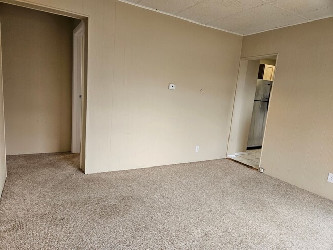 Building Photo - 3414 W 23rd Ave