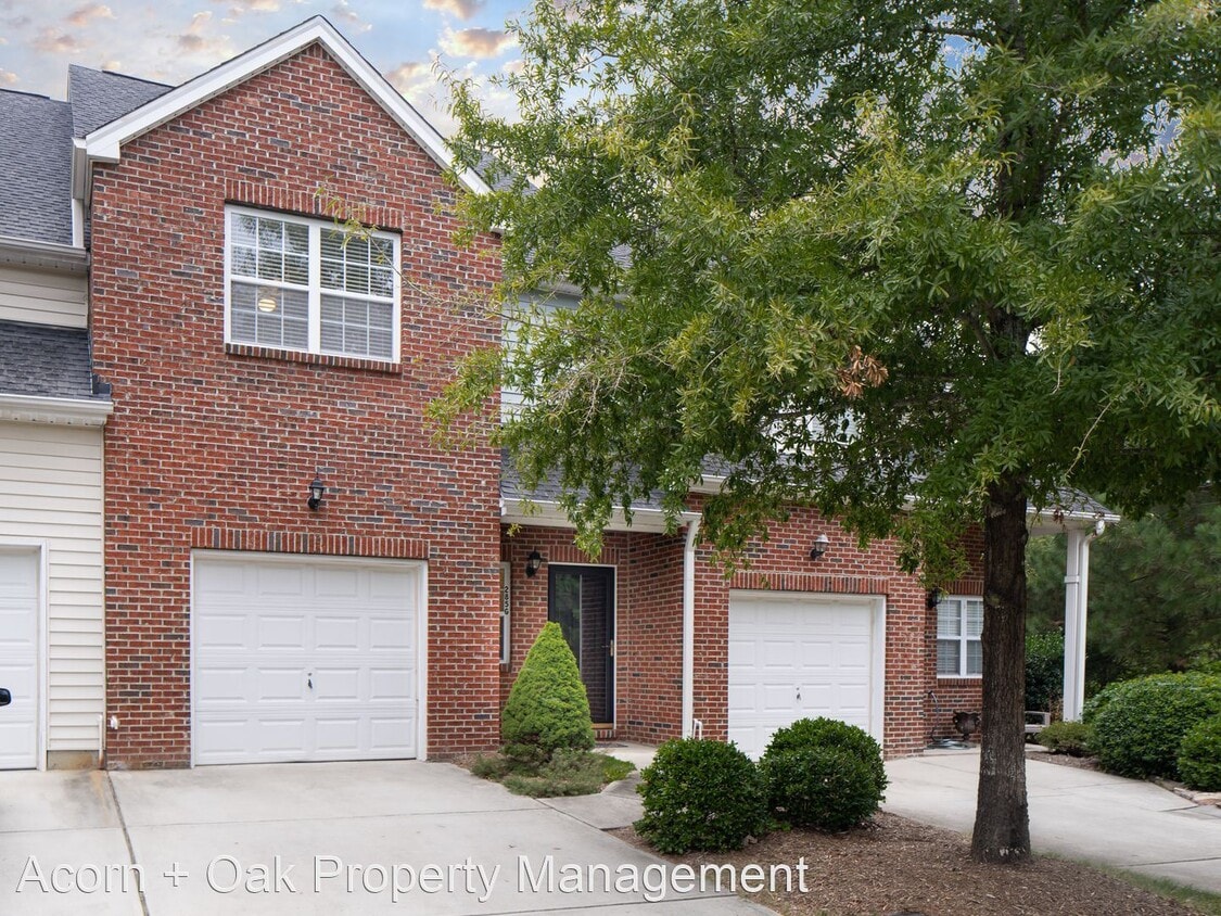 Primary Photo - 2 br, 2.5 bath House - 285 G Plaza Dr.