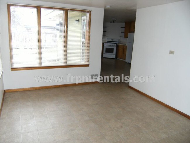 Foto del edificio - 2811 W Malad St