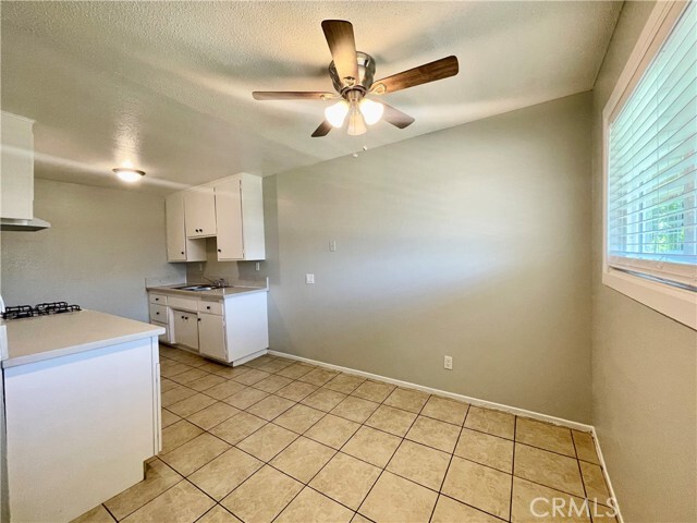 Building Photo - 383 Orchid Ln