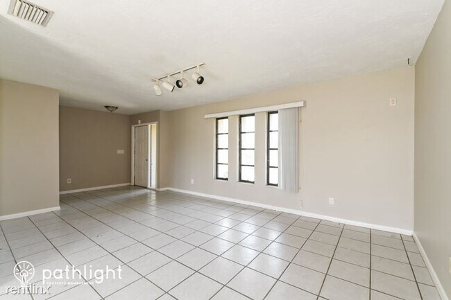 Building Photo - 3 br, 2 bath House - 3430 11th Avenue Sout...