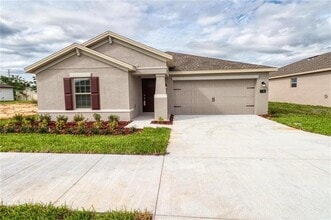Building Photo - 116 Bergamot Lp