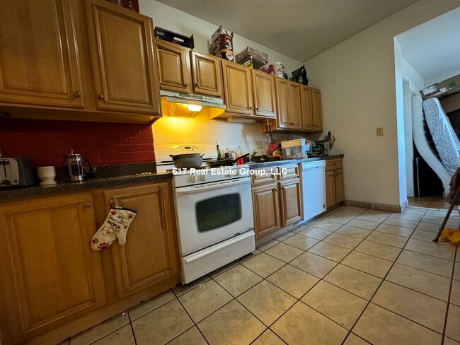 Building Photo - 41 Egremont Rd