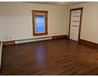 Primary Photo - 219 Green St