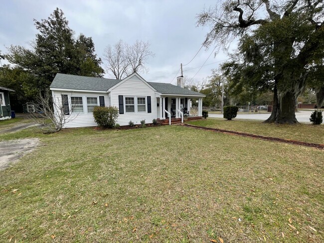 Foto del edificio - Historic Downtown Wilmington 3 Bedroom Home