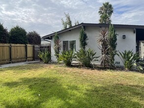 Building Photo - 6438 Jackson Dr