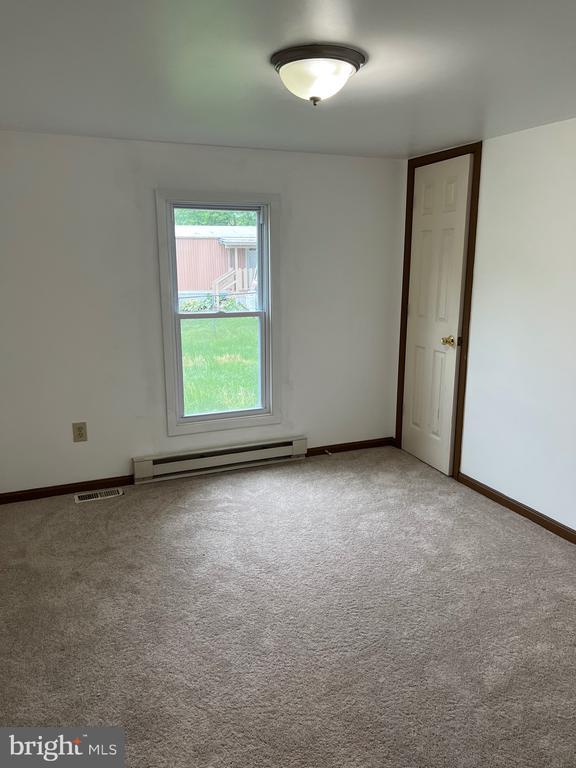 Foto del edificio - 107 Sawmill Ct