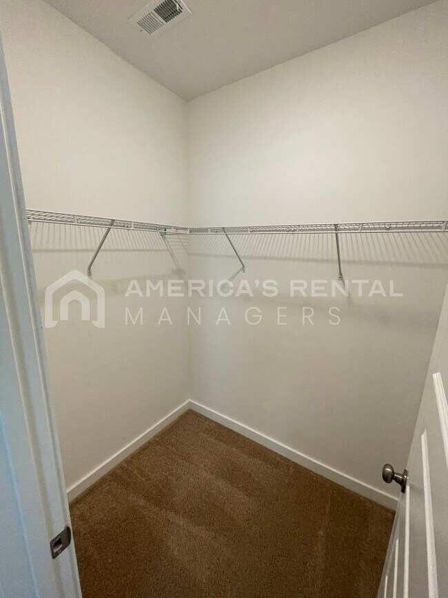 Foto del edificio - New Construction Home for Rent in Cullman,...