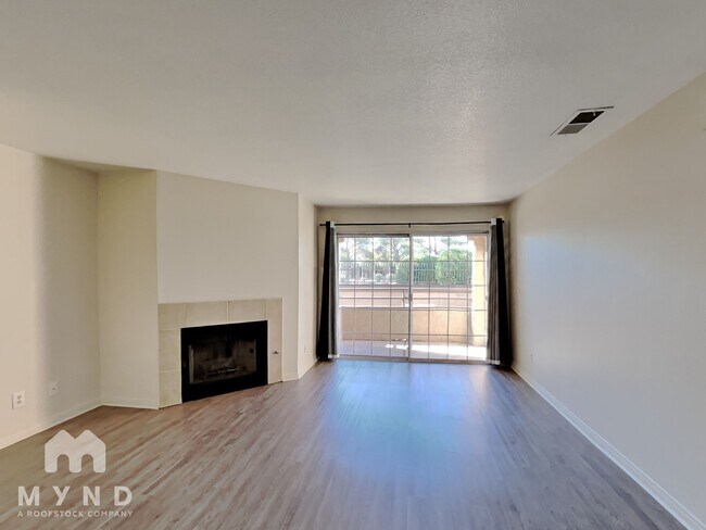 Foto del edificio - 2200 S Fort Apache Rd