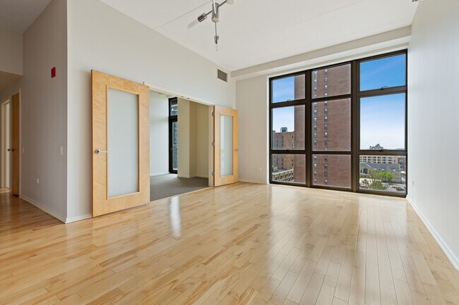 Foto del edificio - 1000 W Leland Ave