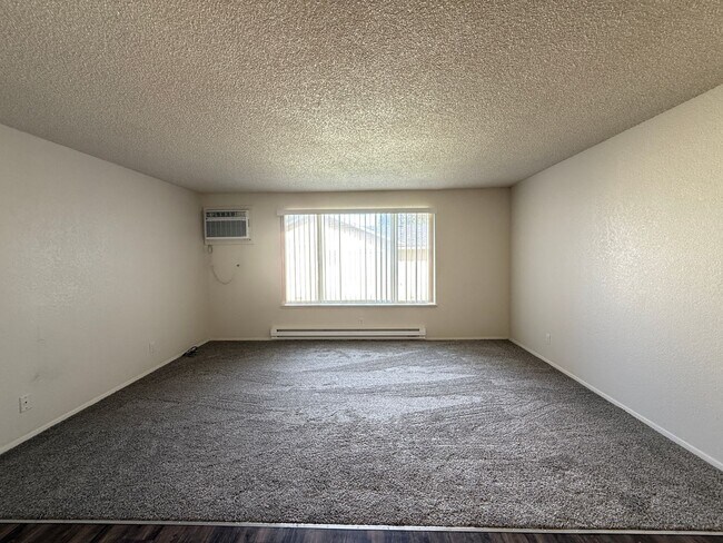 Foto del edificio - 3708 W 6th Ave