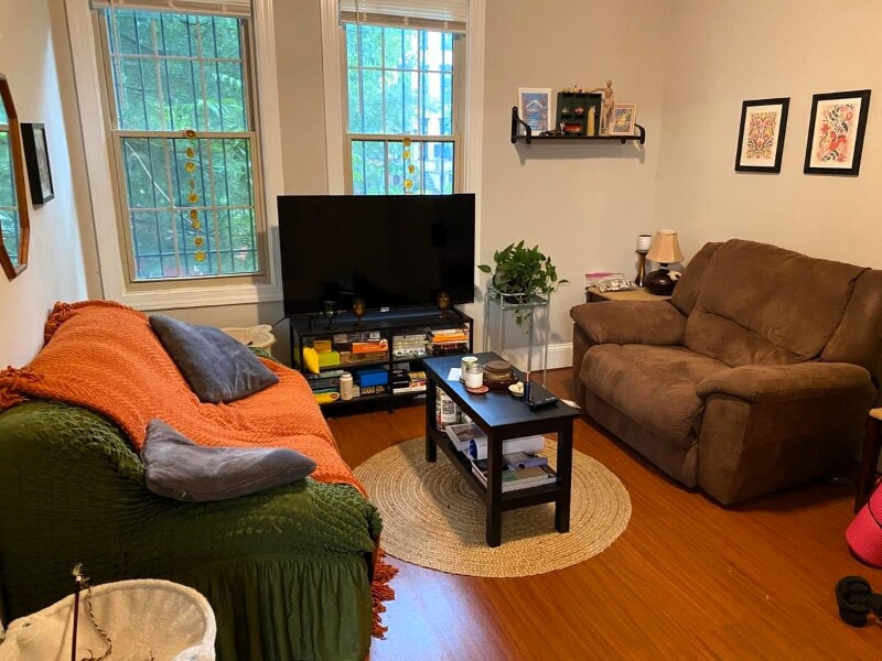 Foto principal - 1111 Lamont St NW