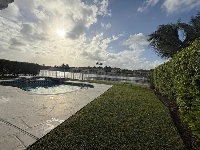 Foto del edificio - 4249 Magnolia Ridge Dr