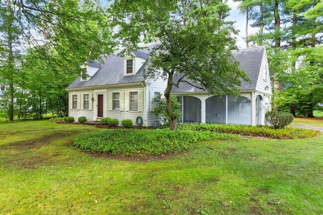 Building Photo - 35 Carter Rd