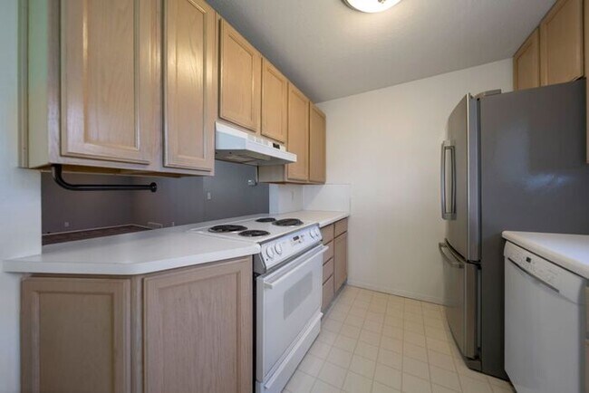 Foto del edificio - Charming Condo in Meadowbrook Village w 1 ...
