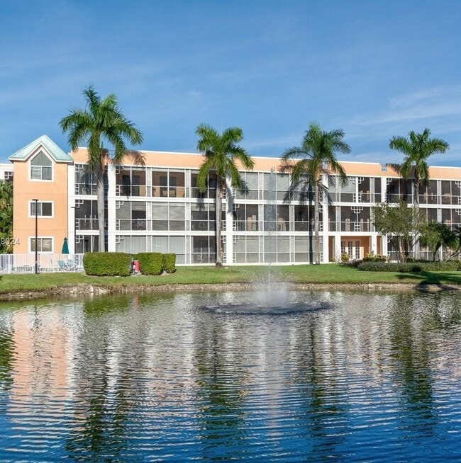 Building Photo - 85 Gulfstream Rd