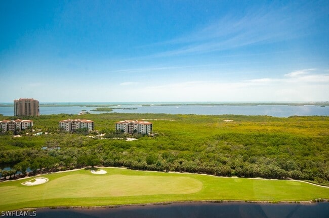 Foto del edificio - 23850 Via Italia Cir