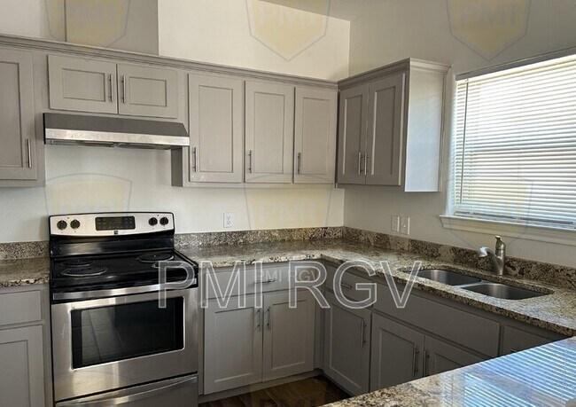 Foto del edificio - 3903 Tinsley Ave