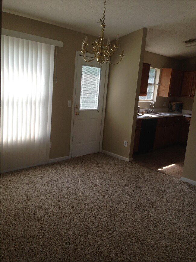Foto del edificio - 4473 Thornwood Trail