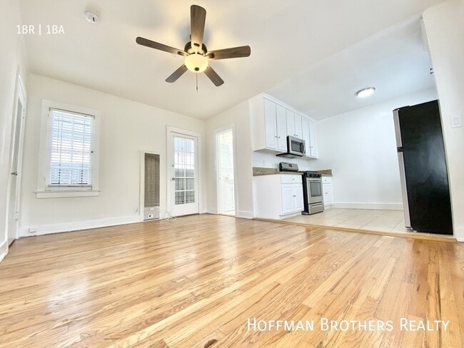Building Photo - 5414 Fountain Ave