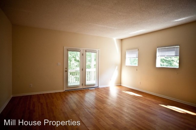 Building Photo - 6 br, 3 bath House - 224 Greene Street