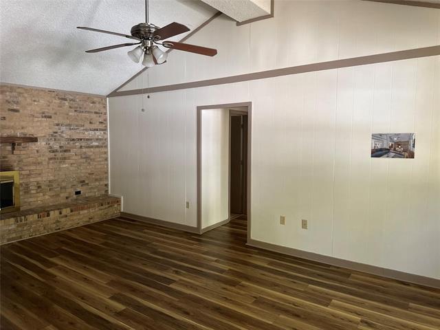 Foto del edificio - 3525 Sunnyview Ln