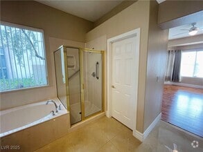 Building Photo - 231 Cliff Valley Dr