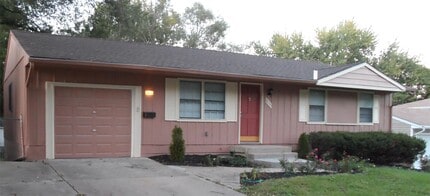 Building Photo - 9645 Ditman Way
