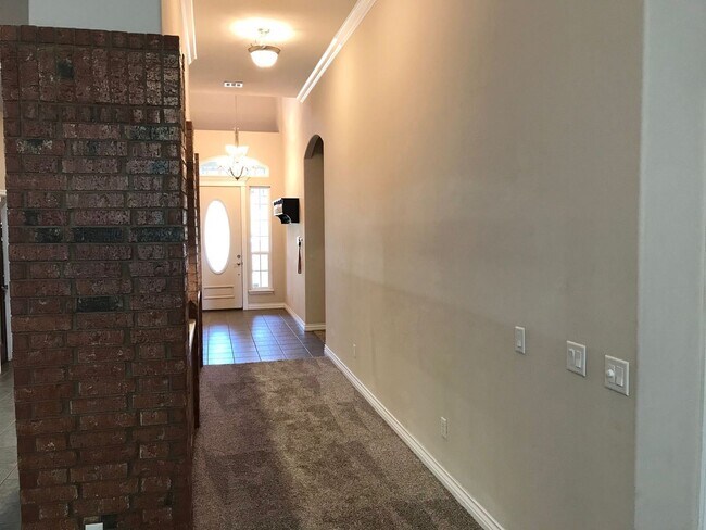 Foto del edificio - 4 br, 3.5 bath House - 2237 NW 182nd
