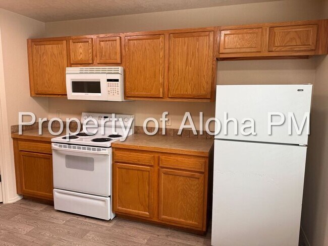 Foto del edificio - 1041 W Pine Ave