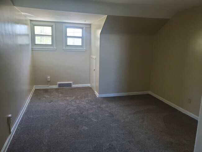 Foto del edificio - 2405 Overlook Rd
