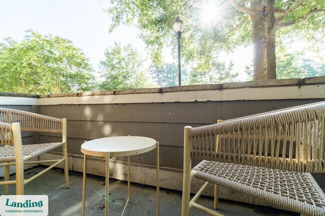 Foto del edificio - 1017 Umstead Hollow Pl