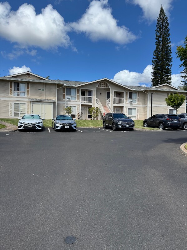 Building Photo - 94-626-626 Lumiaina St
