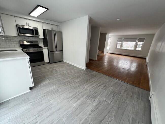 Foto del edificio - 18 Hill Rd